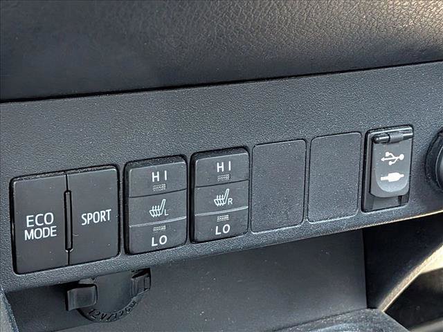Used 2015 Toyota RAV4 Limited w/ Technology Package AWD/4WD image 8