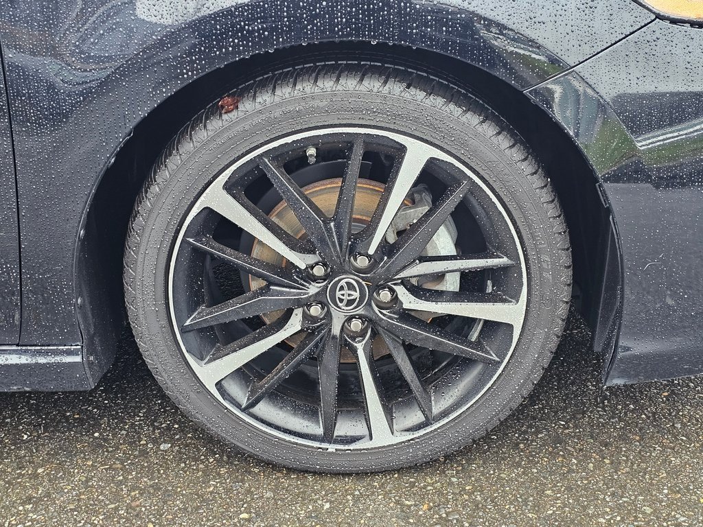 Used 2019 Toyota Camry XSE image 31