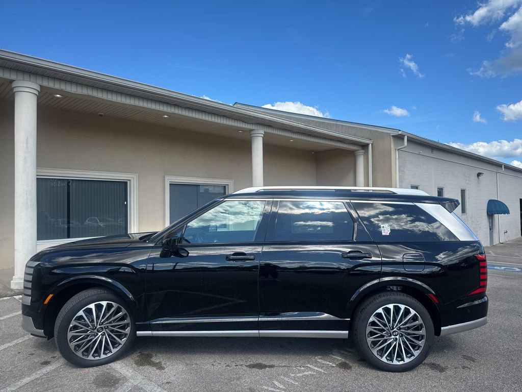 New 2026 Hyundai Palisade Calligraphy FWD image 5