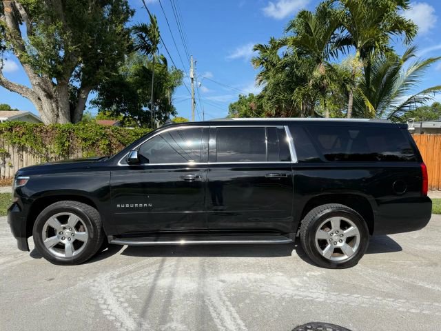 Used 2017 Chevrolet Suburban Premier image 5