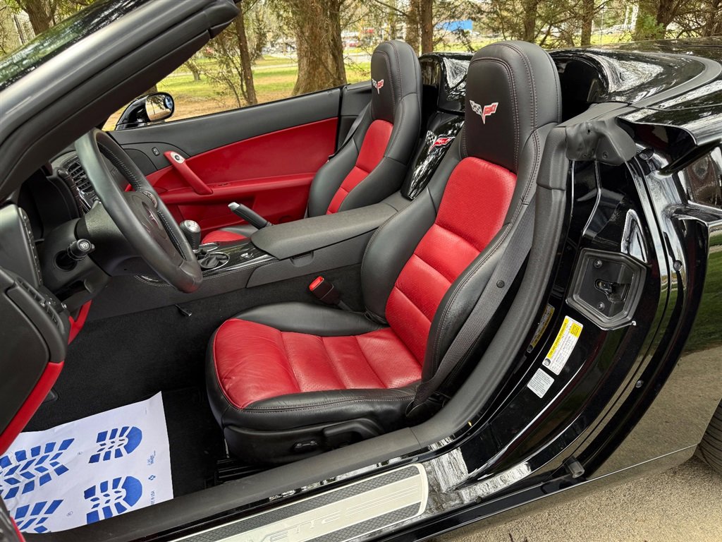 Used 2011 Chevrolet Corvette Convertible w/ Preferred Equipment Group image 57