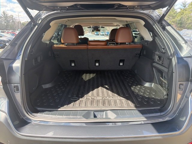 Used 2023 Subaru Outback Touring image 9