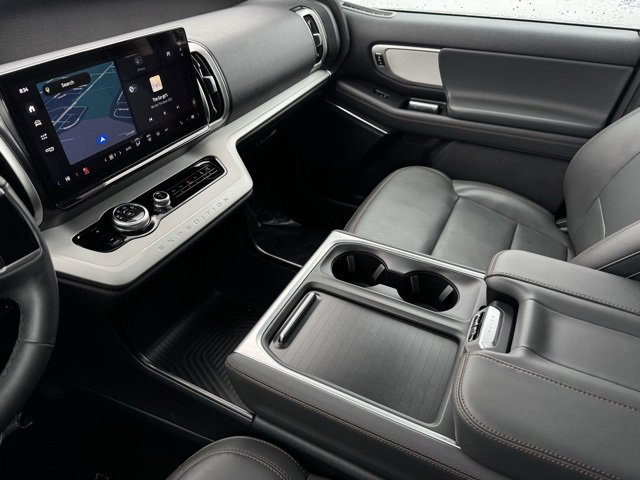 Certified 2025 Ford Expedition Max Active image 27
