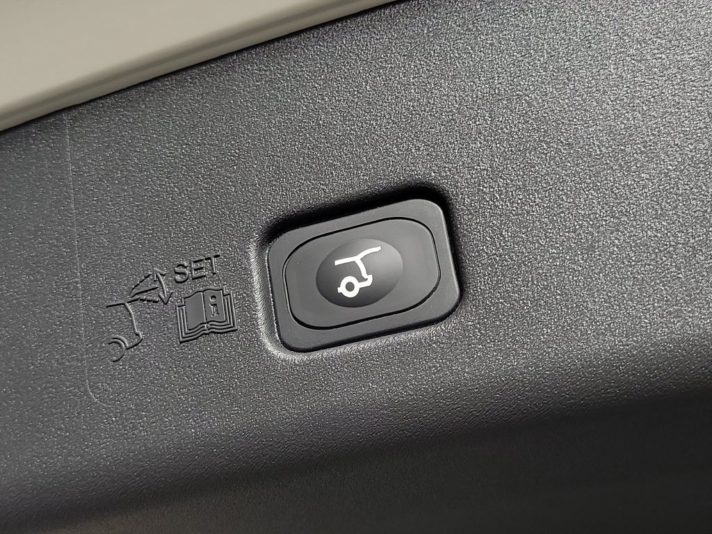 New 2026 Lincoln Nautilus Reserve AWD/4WD image 7