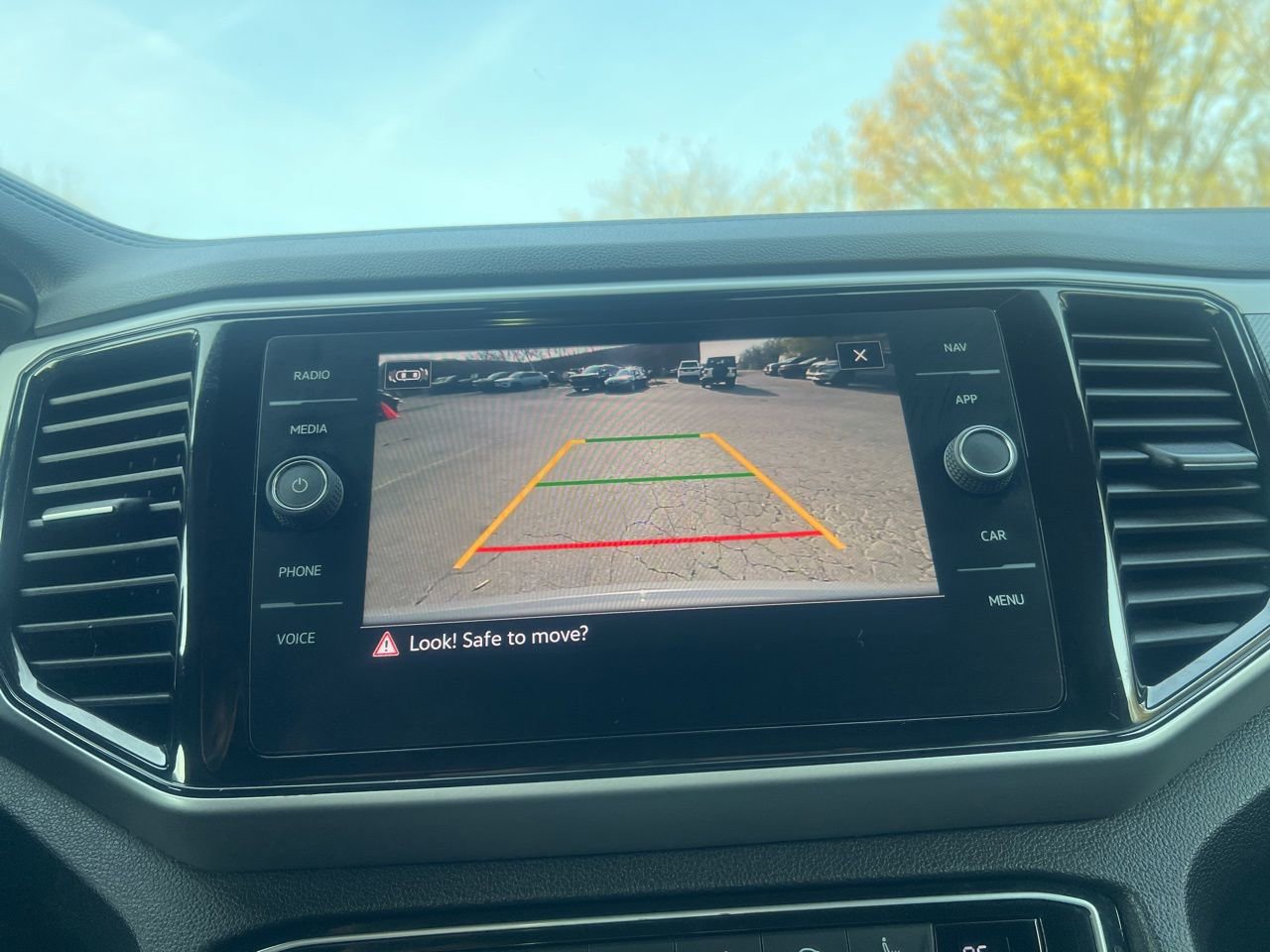 Used 2021 Volkswagen Atlas Cross Sport SEL image 28