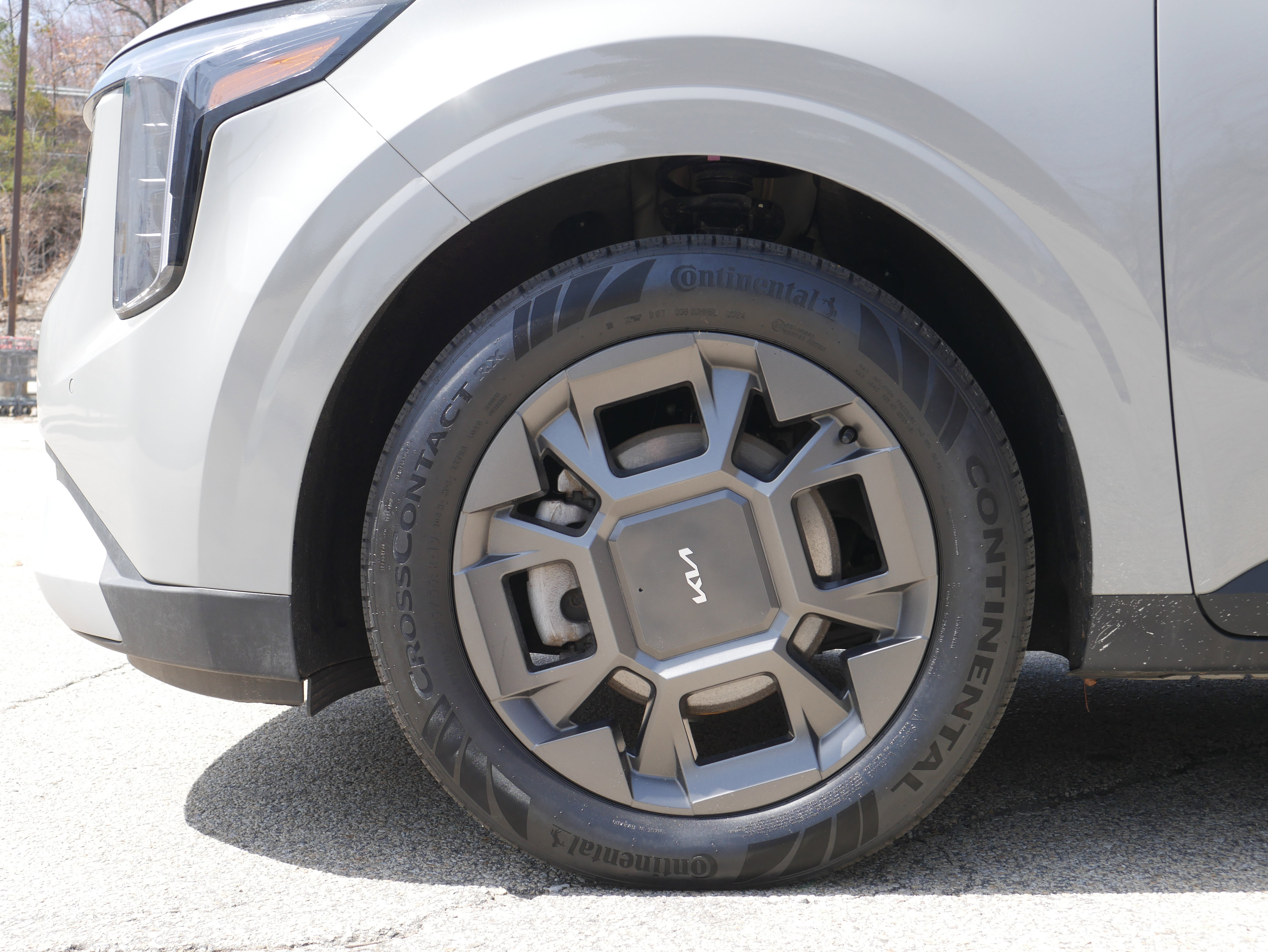 Certified 2025 Kia Carnival EX image 12