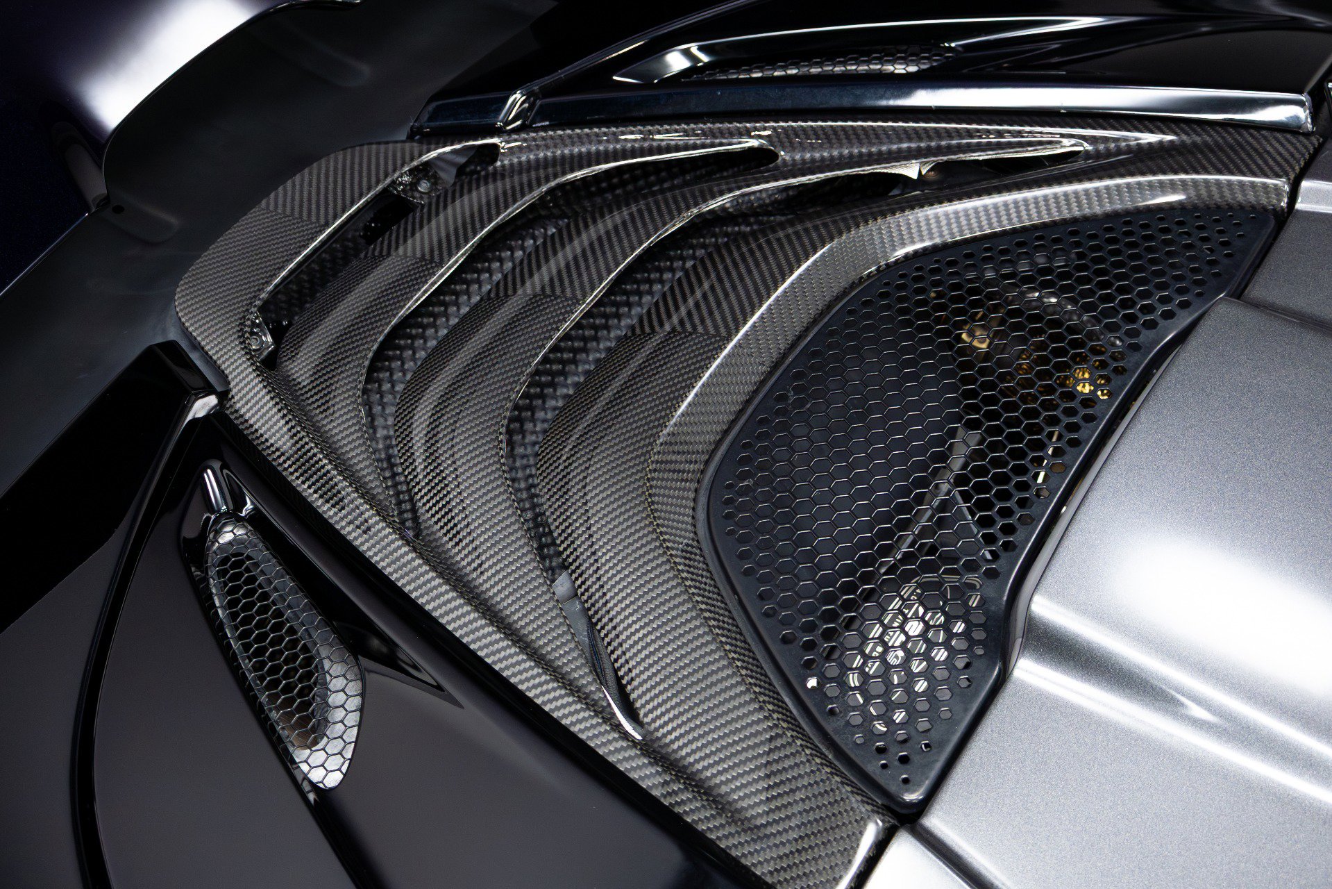 Used 2019 McLaren 720S Luxury RWD image 49