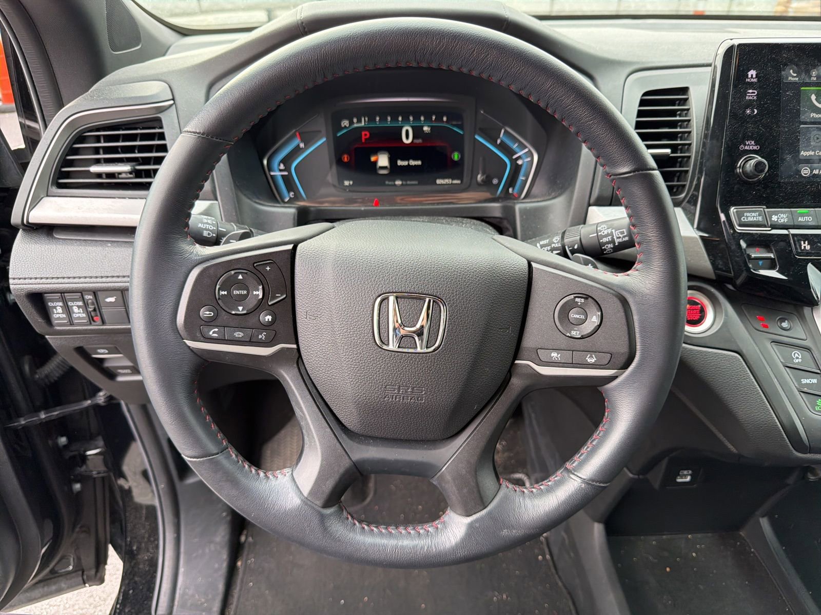 Used 2024 Honda Odyssey Sport image 14