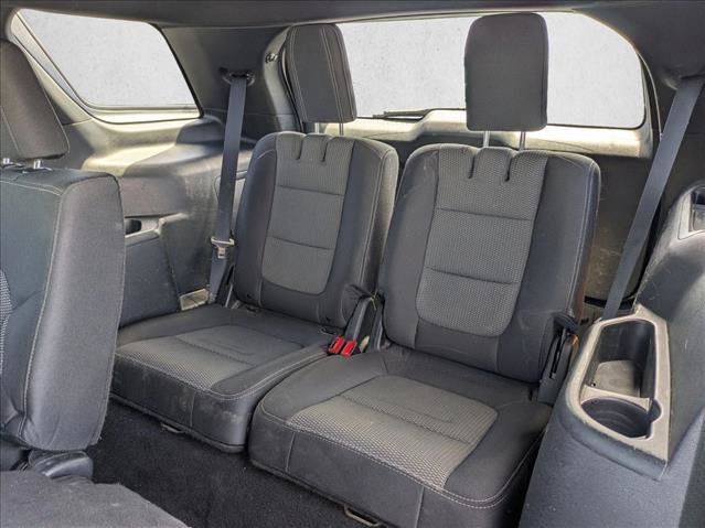 Used 2019 Ford Explorer XLT w/ Equipment Group 201A AWD/4WD image 19