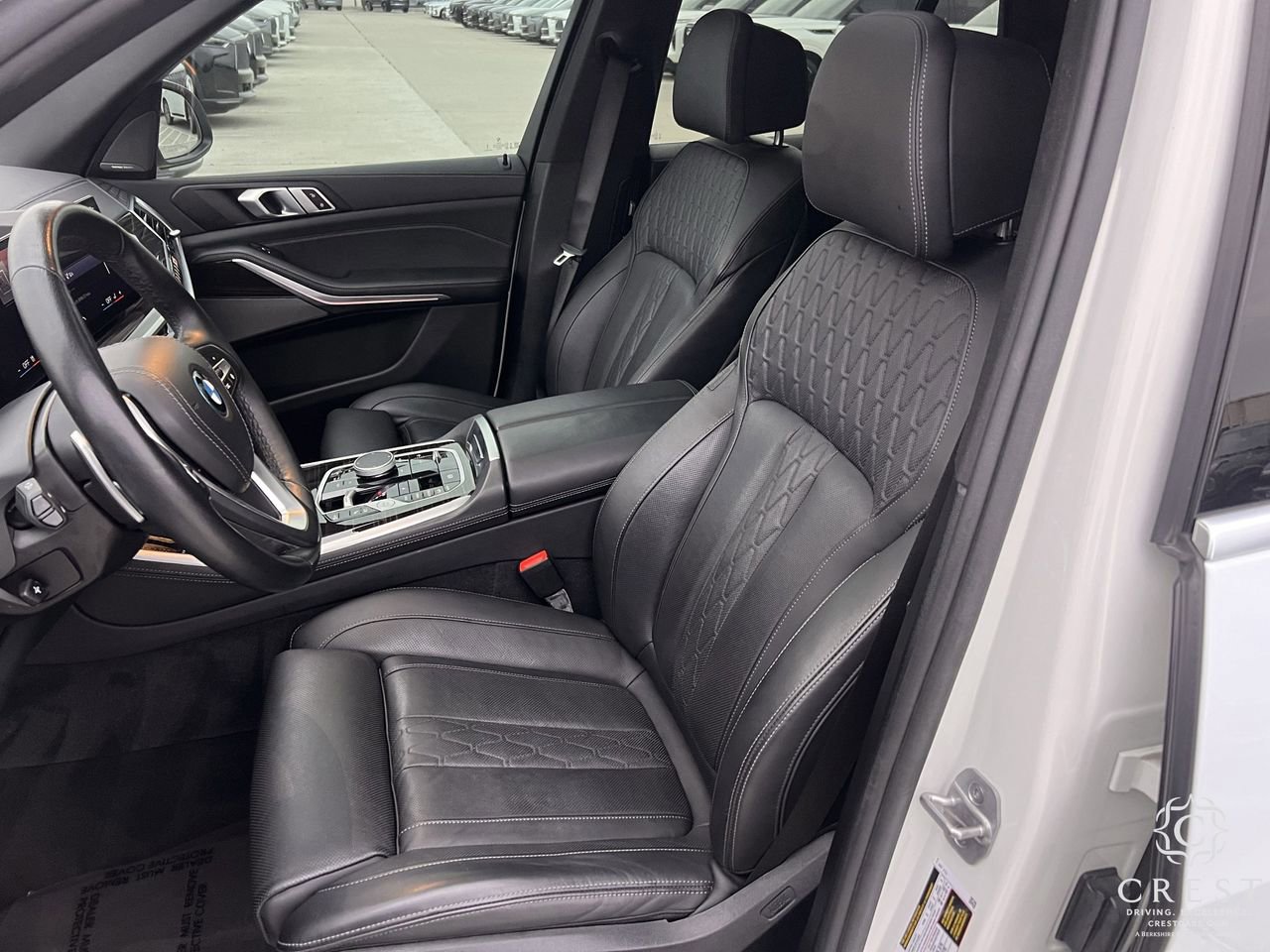 Used 2025 BMW X5 xDrive50e image 25