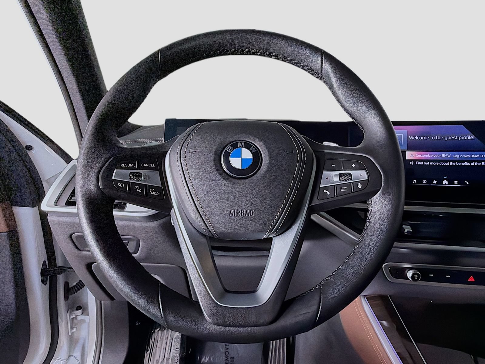 Certified 2024 BMW X5 sDrive40i w/ Parking Assistance Package RWD image 11