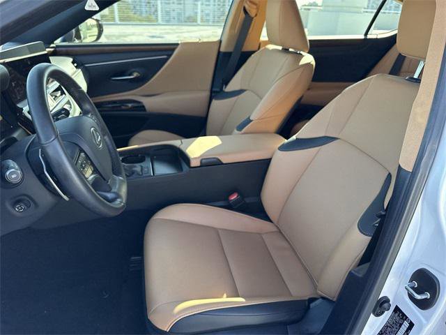 Certified 2024 Lexus ES 350 w/ Premium Package image 11