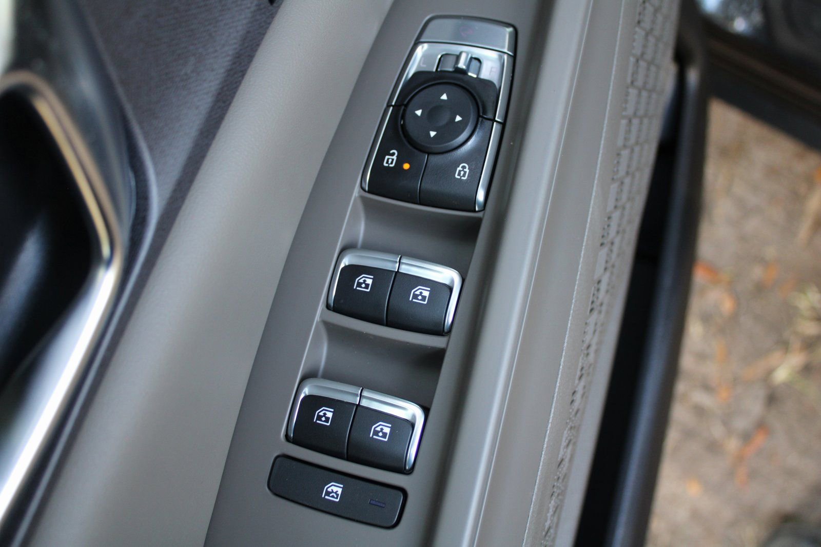 New 2026 Kia Carnival EX image 26