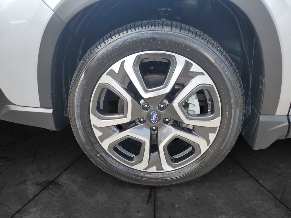 Certified 2026 Subaru Ascent Limited AWD/4WD image 14
