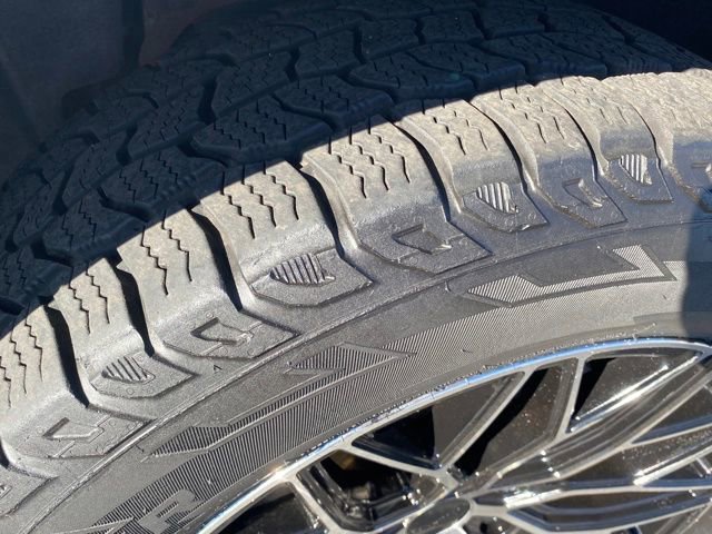 Certified 2017 GMC Yukon Denali w/ Open Road Package image 25