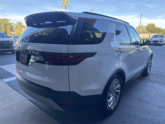 Used 2021 Land Rover Discovery S image 6