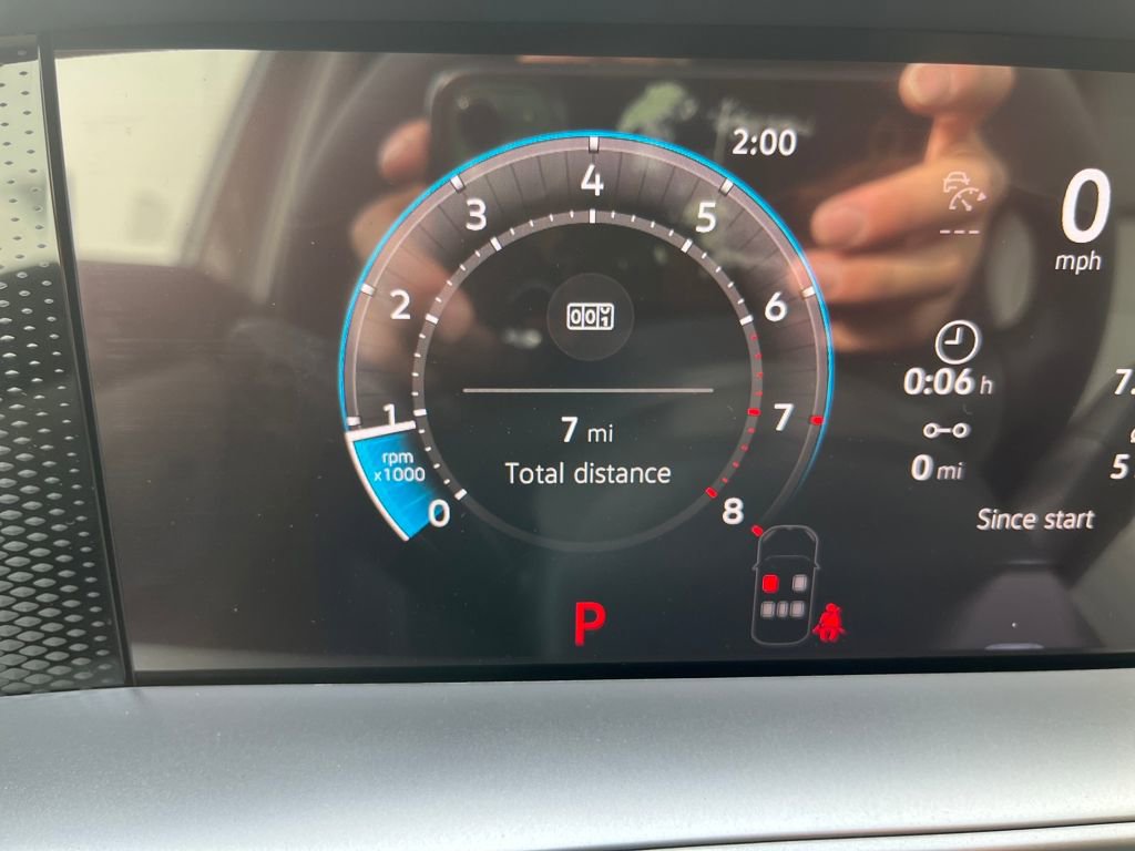 New 2026 Volkswagen Tiguan SE R-Line image 10