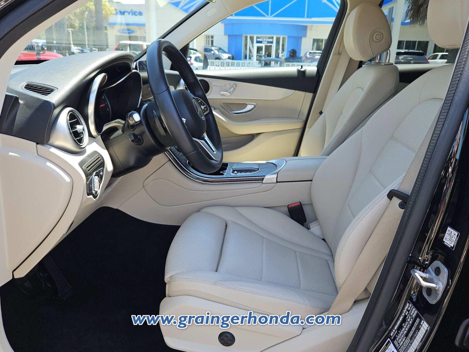 Used 2022 Mercedes-Benz GLC 300 image 10
