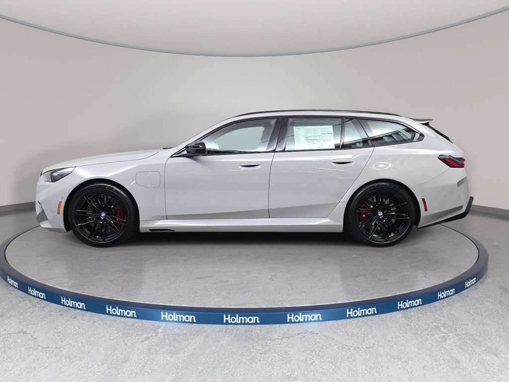 New 2027 BMW M5 Touring AWD/4WD image 8