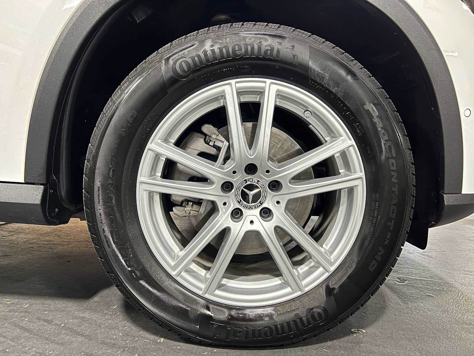 Certified 2025 Mercedes-Benz GLC 300 4MATIC image 9