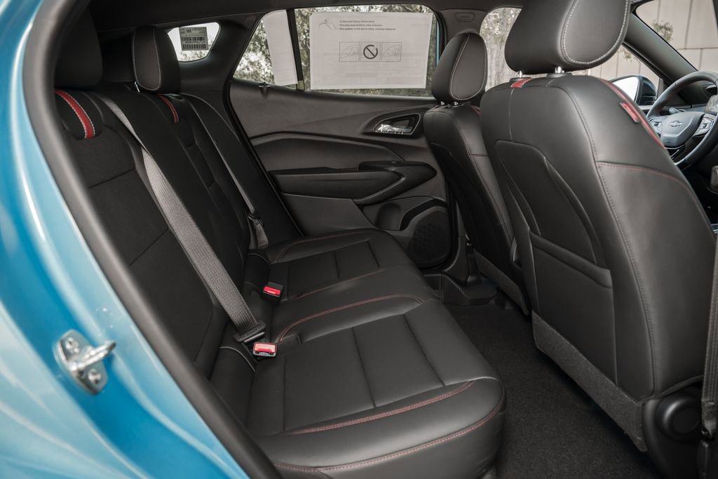 New 2026 Chevrolet Trax RS w/ Driver Confidence Package FWD image 34