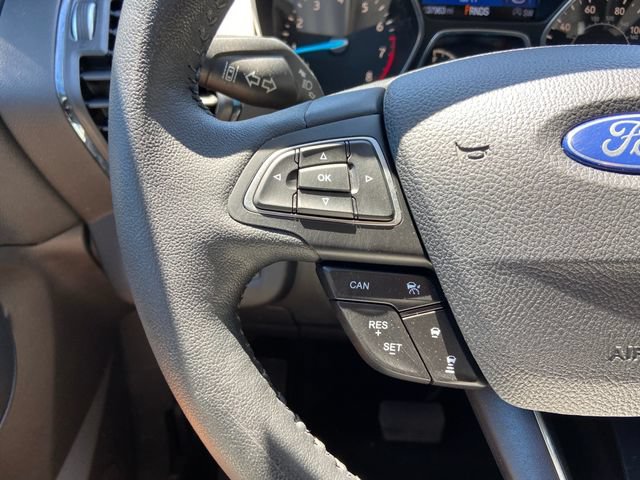 Used 2019 Ford Escape Titanium AWD/4WD image 18