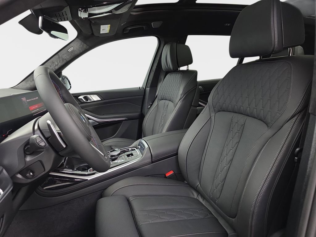 New 2026 BMW X7 M60i image 16
