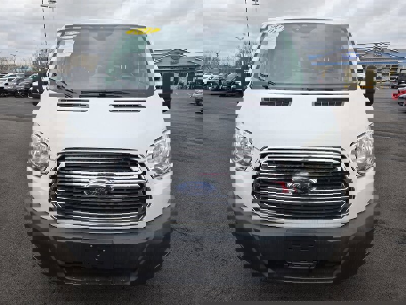 Used 2017 Ford Transit 350 XLT image 8