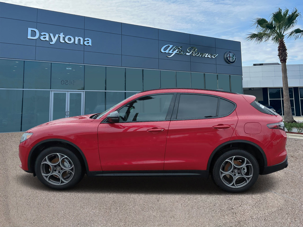 New 2025 Alfa Romeo Stelvio Sprint image 6