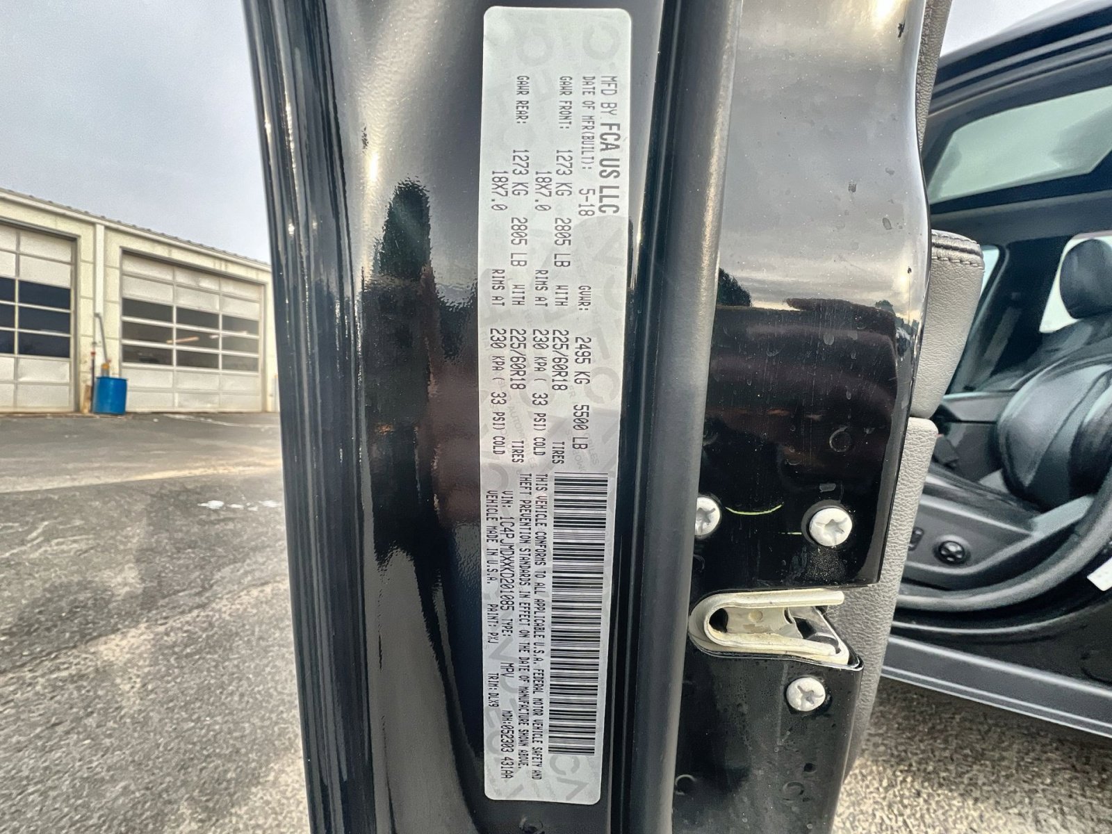 Used 2019 Jeep Cherokee Limited image 28