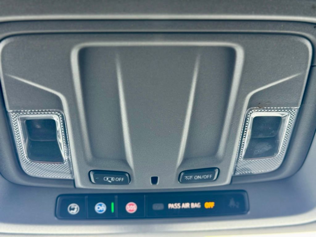 Used 2020 GMC Sierra 1500 SLE w/ SLE Value Package image 23