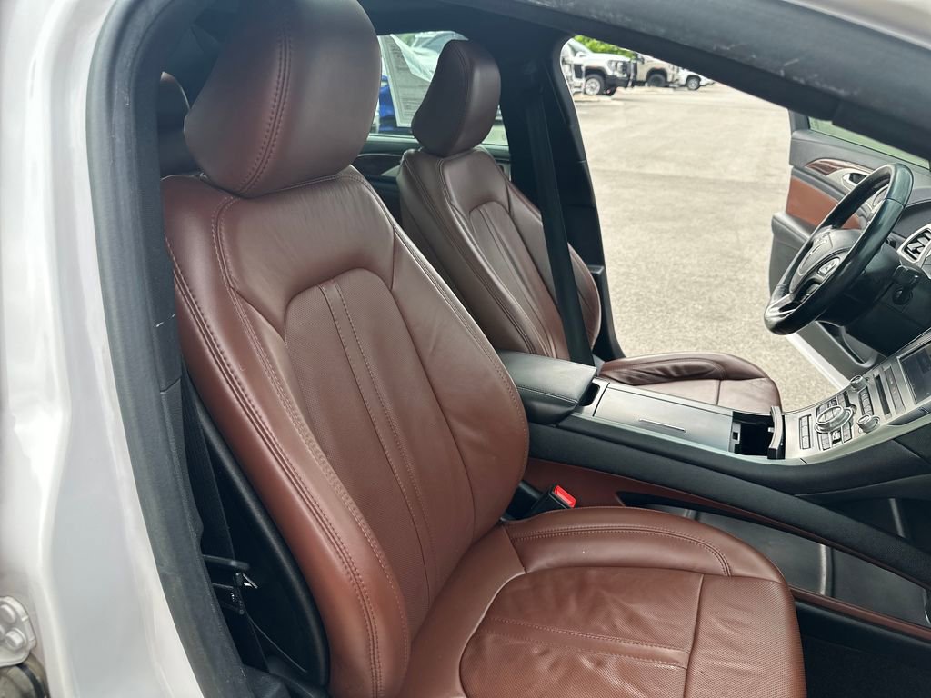 Used 2020 Lincoln MKZ Reserve FWD image 35