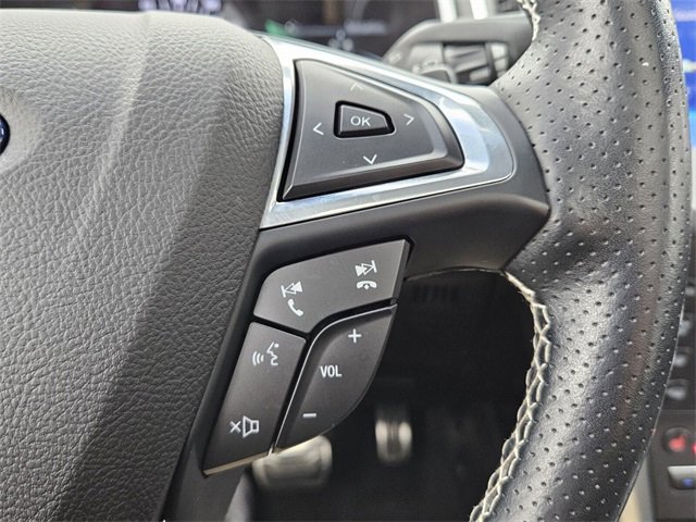 Used 2020 Ford Edge ST image 13