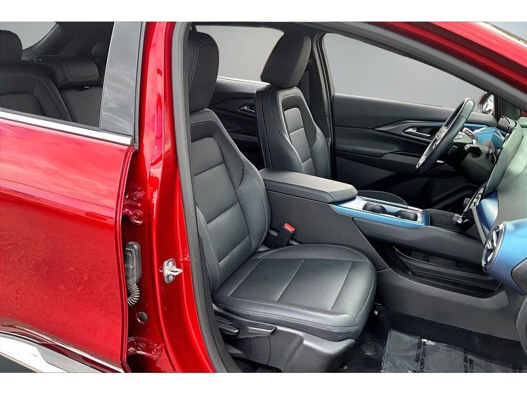 Used 2024 Chevrolet Equinox EV LT w/ LPO, All-Weather Mat Package AWD/4WD image 29