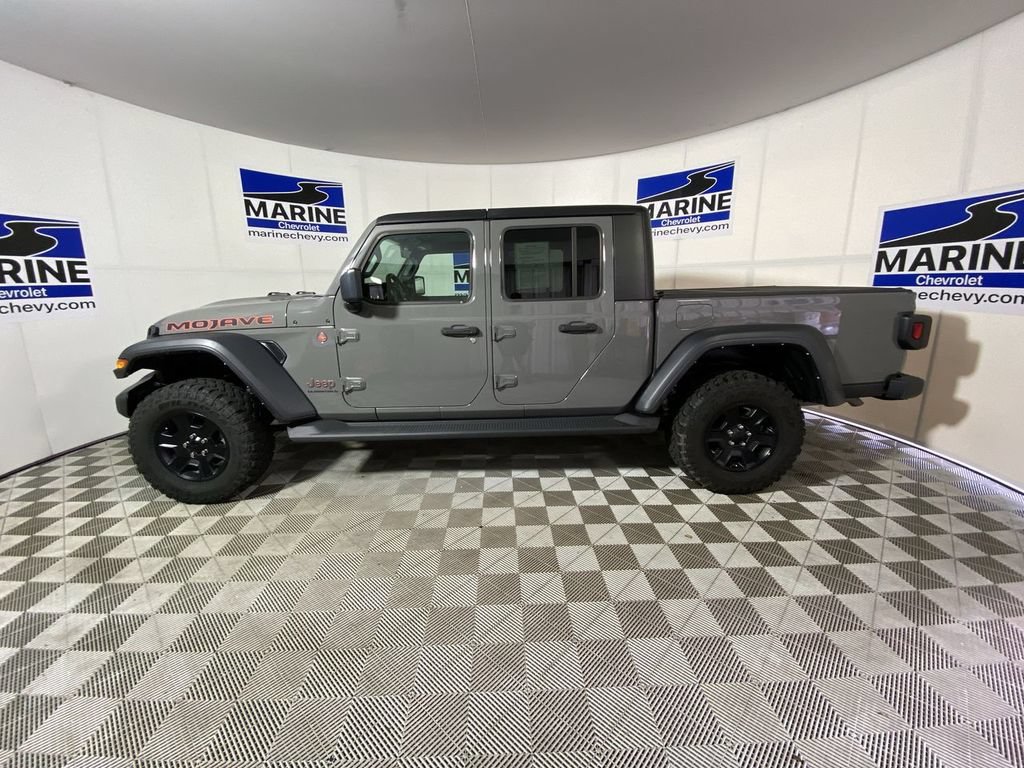 Used 2023 Jeep Gladiator Mojave w/ Cold Weather Group AWD/4WD image 10