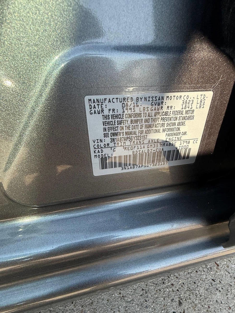 Used 2016 Nissan Sentra SV image 34