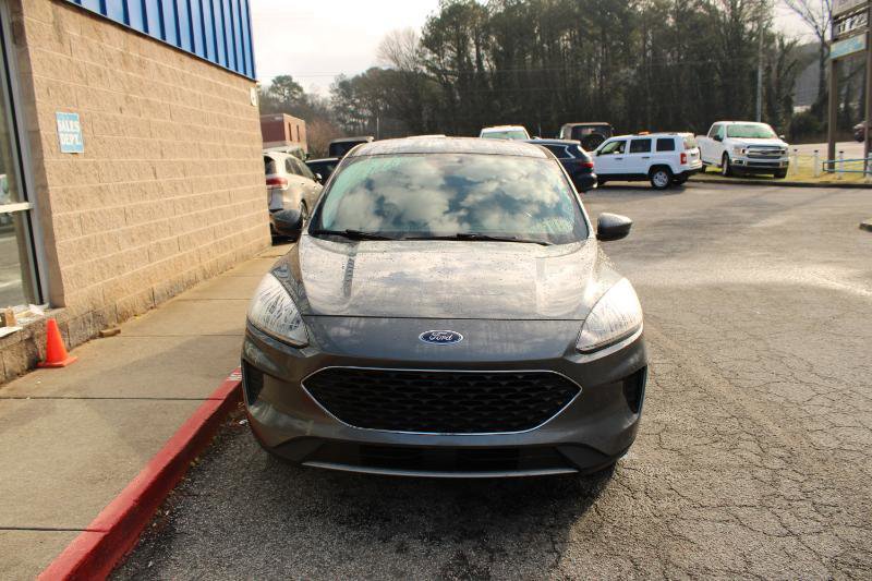 Used 2021 Ford Escape SE w/ Cold Weather Package image 2