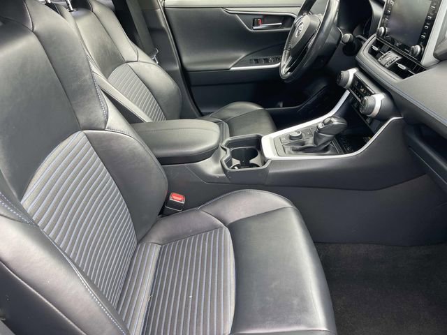 Used 2019 Toyota RAV4 XSE AWD/4WD image 35