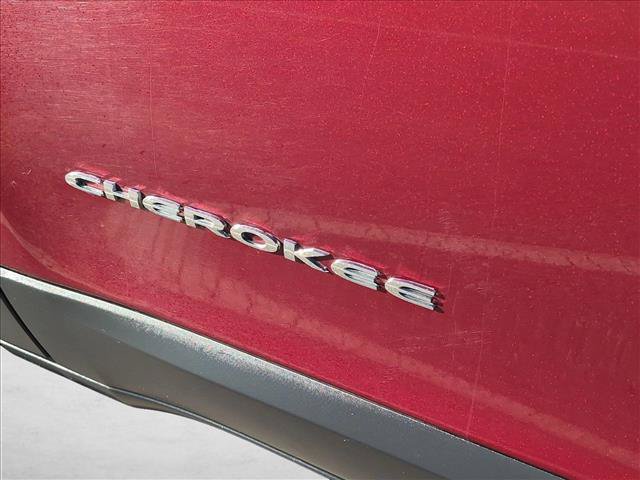 Used 2021 Jeep Cherokee Limited AWD/4WD image 11