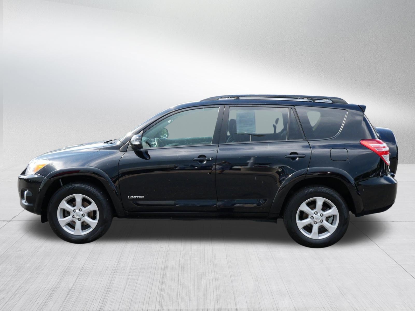 Used 2011 Toyota RAV4 Limited w/ Limited Extra Value Pkg AWD/4WD image 4
