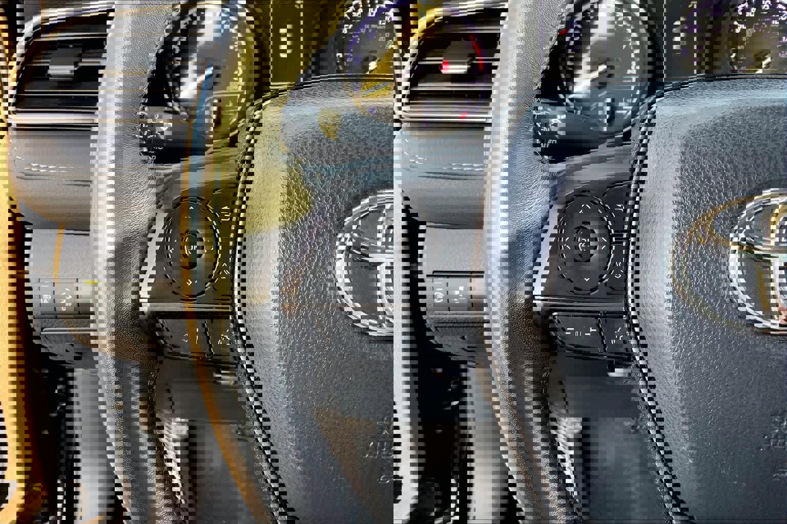 Used 2024 Toyota Camry SE image 22