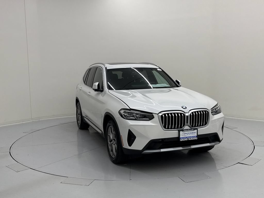 Used 2022 BMW X3 xDrive30i w/ Premium Package 2 AWD/4WD image 7