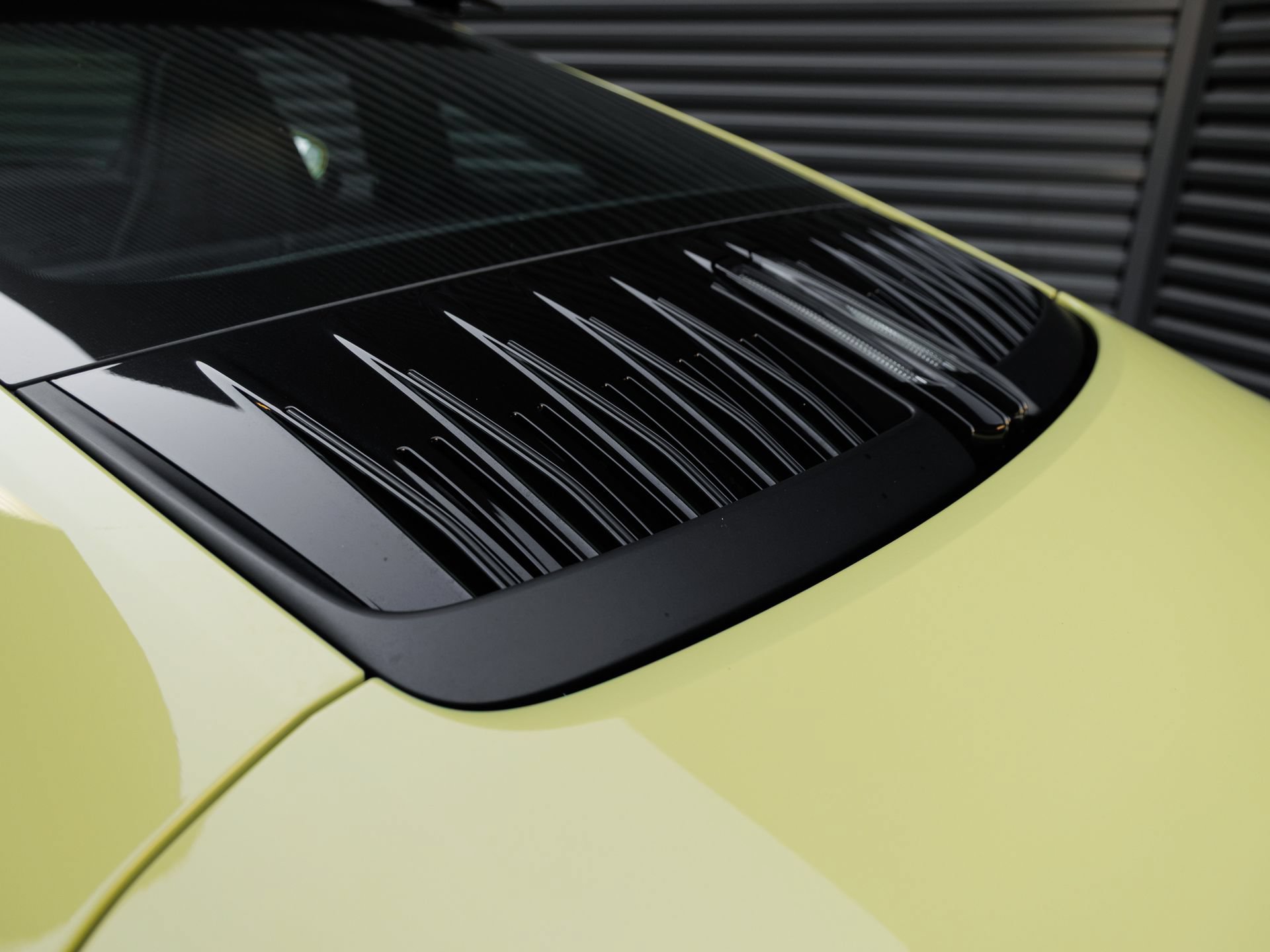 Certified 2025 Porsche 911 Carrera GTS RWD image 28