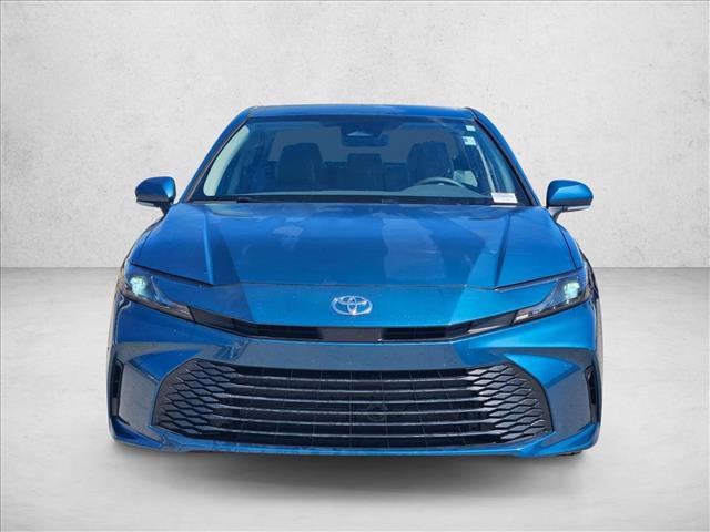 Used 2025 Toyota Camry LE w/ Convenience Package image 2