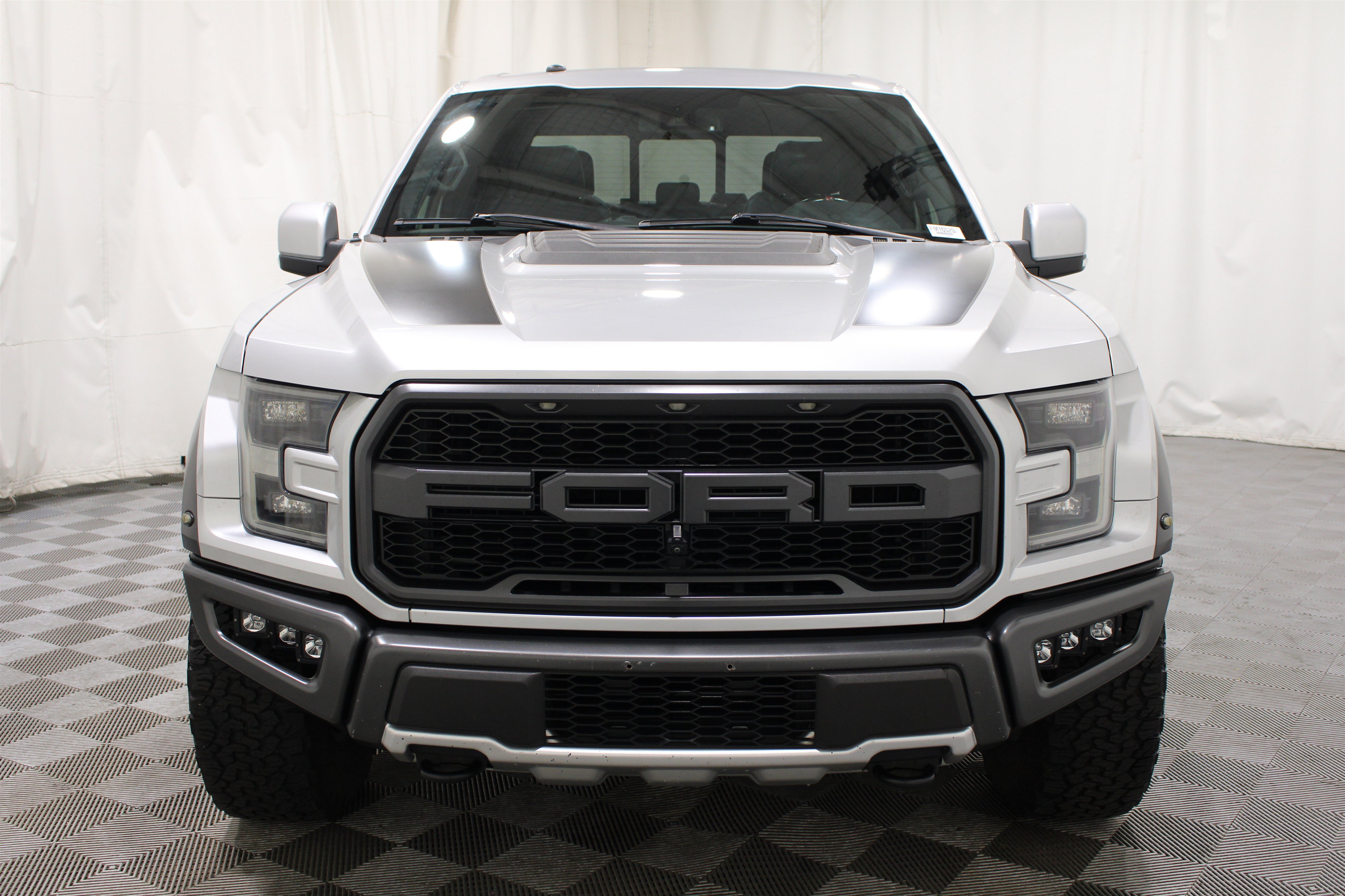 Used 2017 Ford F150 Raptor w/ Equipment Group 802A Luxury AWD/4WD image 36