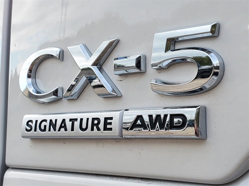 New 2025 MAZDA CX-5 Signature image 6
