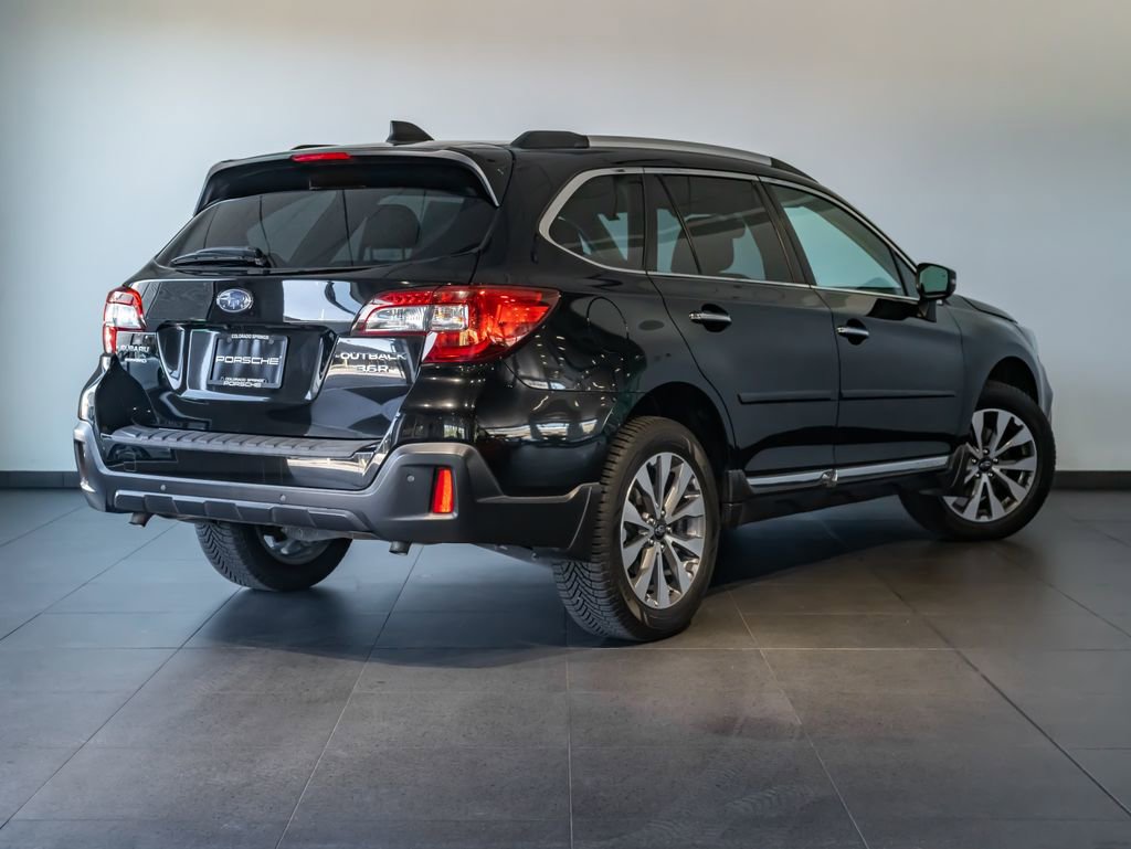 Used 2018 Subaru Outback 3.6R Touring image 7
