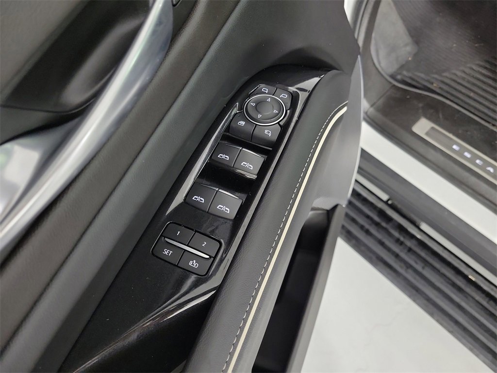 Certified 2024 Cadillac Escalade Sport w/ LPO, ONYX Package image 21