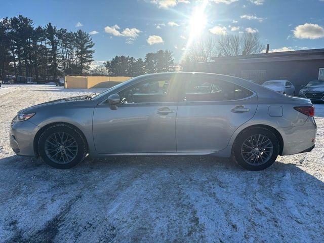Used 2018 Lexus ES 350 w/ Premier Package image 4