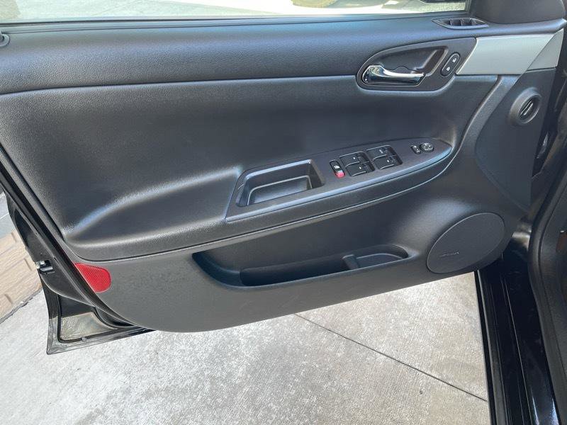 Used 2008 Chevrolet Impala SS w/ Convenience Package FWD image 27